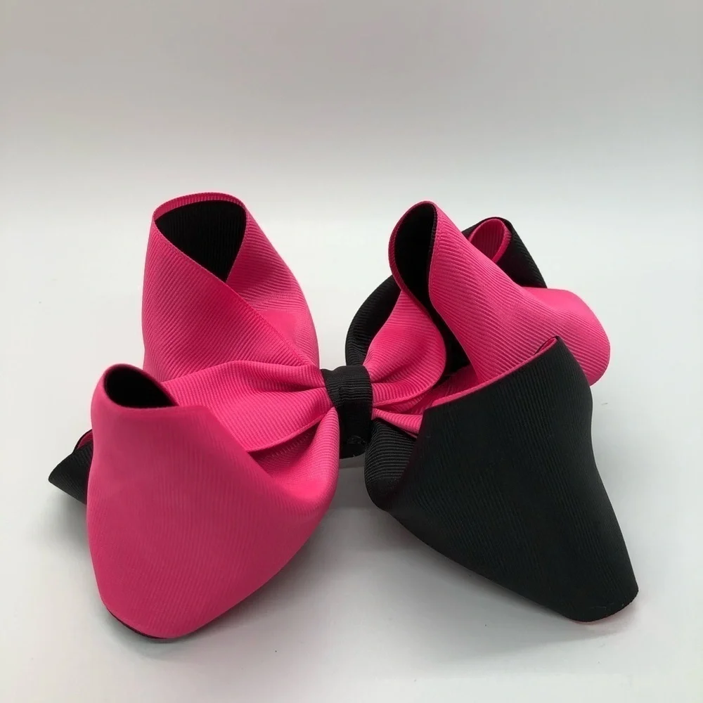 Gaby’s Black and Pink Oversized Bow